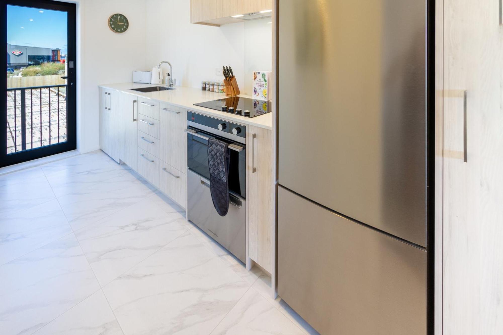 City Living: Upper Studio Haven On Wilmer Christchurch Dış mekan fotoğraf