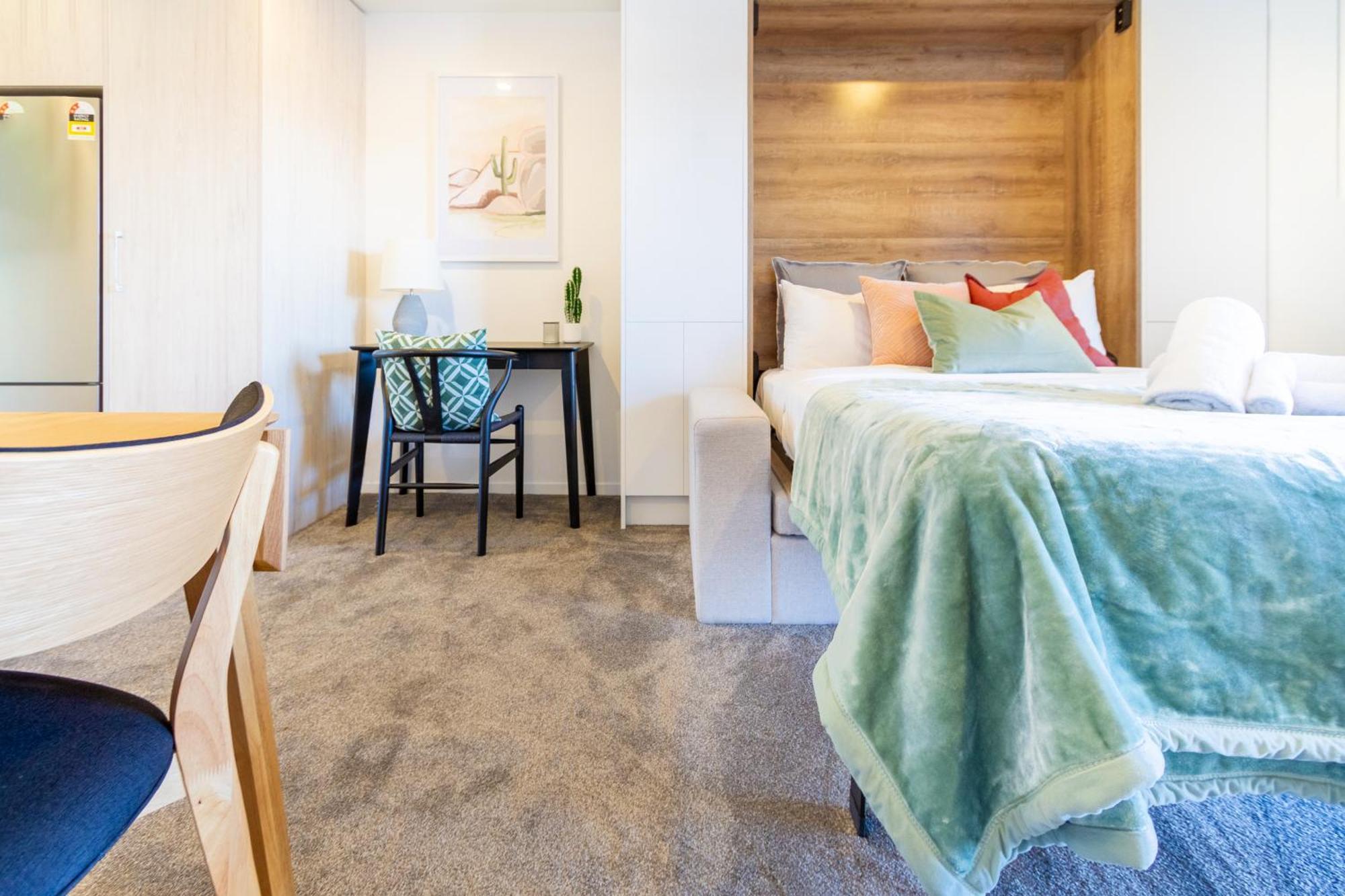 City Living: Upper Studio Haven On Wilmer Christchurch Dış mekan fotoğraf