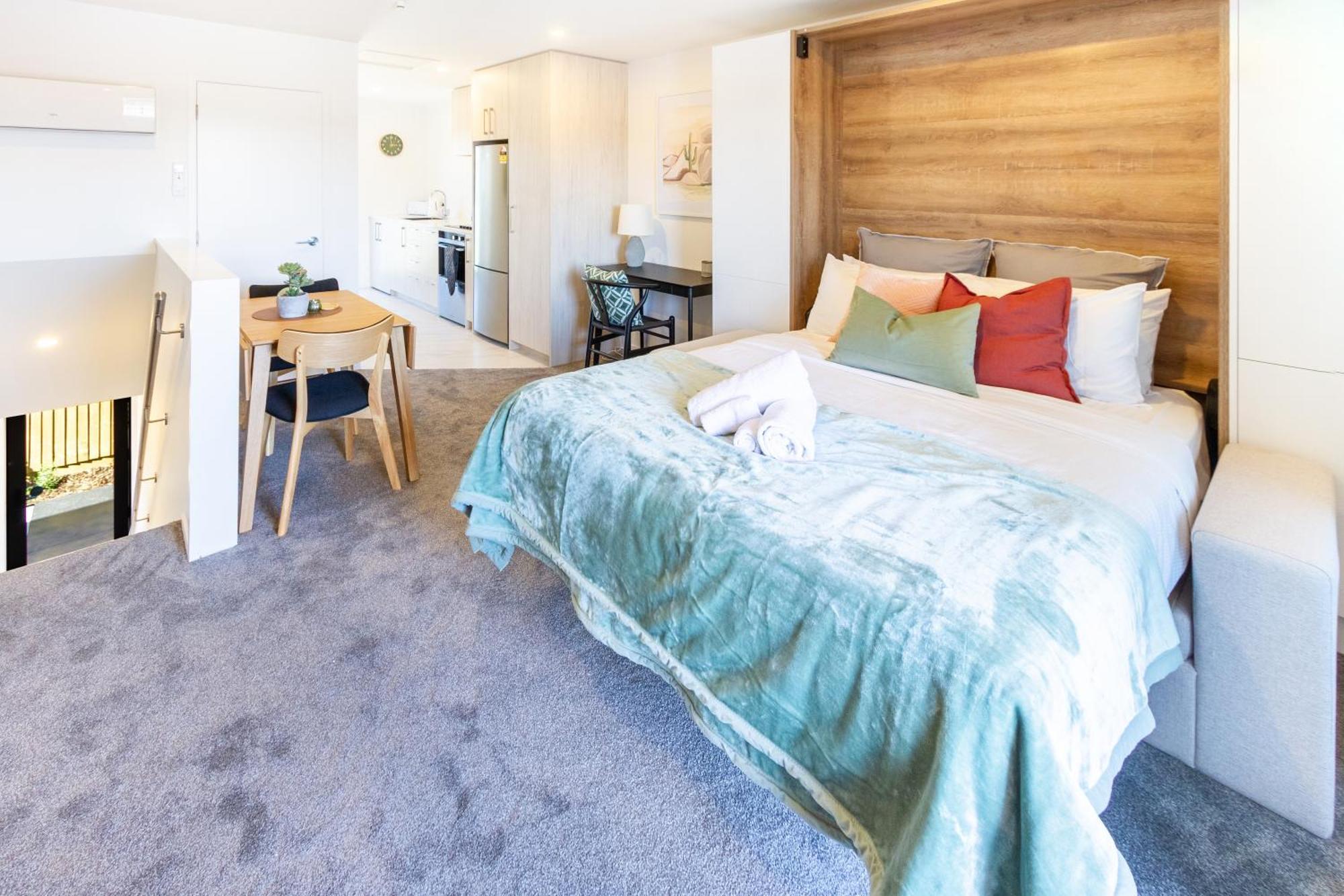 City Living: Upper Studio Haven On Wilmer Christchurch Dış mekan fotoğraf